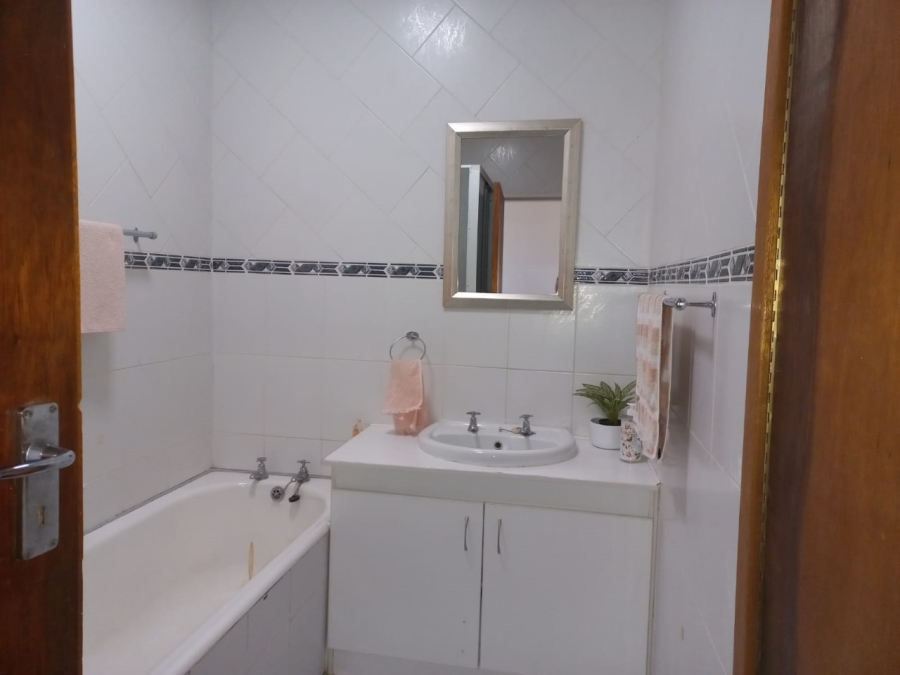 3 Bedroom Property for Sale in Albertynshof Northern Cape